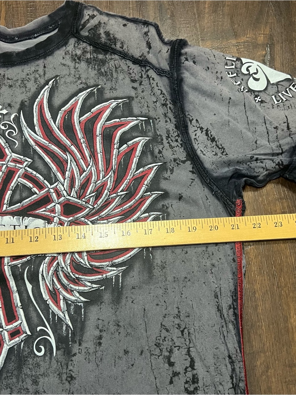 AFFLICTION LIVE FAST Distressed Velour T-Shirt Men Size XL Made in USA - Picture 6 of 6